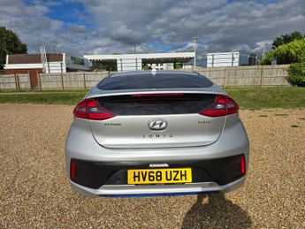 HYUNDAI IONIQ 1.6 h-GDi GPF Premium Hatchback 5dr Petrol Hybrid DCT Euro 6 (s/