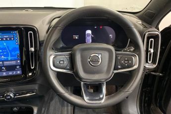 VOLVO C40 Recharge 69kWh Core SUV 5dr Electric Auto (231 ps) Panoramic Sun