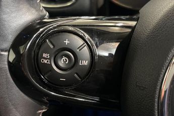 MINI COUNTRYMAN 1.5 Cooper Exclusive SUV 5dr Petrol Steptronic Euro 6 (s/s) (136
