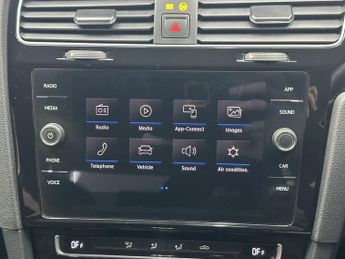 VOLKSWAGEN GOLF 1.4 TSI 8.7kWh GTE Hatchback 5dr Petrol Plug-in Hybrid DSG Euro 