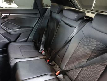 AUDI Q3 1.5 TFSI CoD 35 S line SUV 5dr Petrol S Tronic Euro 6 (s/s) (150
