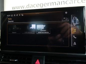 AUDI A4 2.0 TFSI 35 Sport Edition Saloon 4dr Petrol S Tronic Euro 6 (s/s