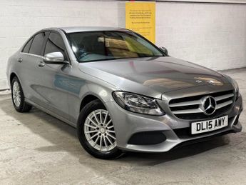 Mercedes C Class 2.1 C300h BlueTEC SE Saloon 4dr Diesel Hybrid G-Tronic+ Euro 6 (