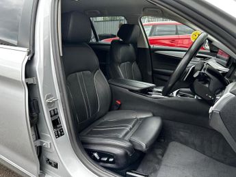 BMW 5 SERIES 2.0 520d MHT SE Touring 5dr Diesel Hybrid Steptronic xDrive Euro