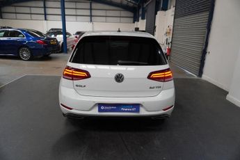 VOLKSWAGEN GOLF 2.0 TDI BlueMotion Tech R-Line Hatchback 5dr Diesel DSG Euro 6 (