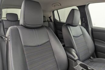 NISSAN LEAF 59kWh e+ N-Connecta Hatchback 5dr Electric Auto (217 ps)