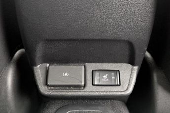 NISSAN LEAF 59kWh e+ N-Connecta Hatchback 5dr Electric Auto (217 ps)