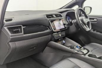 NISSAN LEAF 59kWh e+ N-Connecta Hatchback 5dr Electric Auto (217 ps)