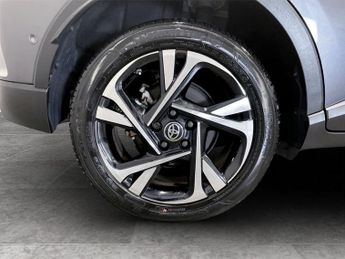TOYOTA C-HR 1.8 VVT-h GPF Design SUV 5dr Petrol Hybrid CVT Euro 6 (s/s) (122