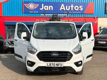 FORD TRANSIT CUSTOM 1.0 340 EcoBoost 13.6kWh Trend Auto L1 H1 Euro 6 5dr