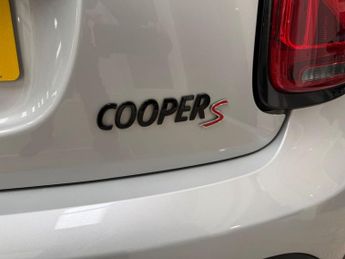 MINI HATCH 2.0 Cooper S Sport Hatchback 3dr Petrol Steptronic Euro 6 (s/s) 