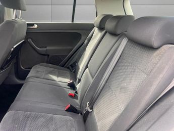 VOLKSWAGEN GOLF PLUS 1.6 TDI SE Hatchback 5dr Diesel DSG Euro 5 (105 ps)