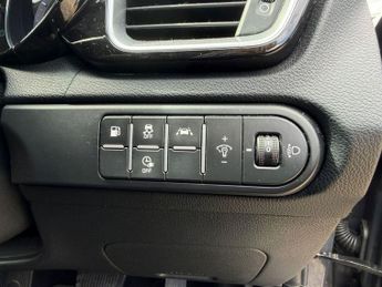 KIA XCEED 1.6 GDI SUV 5DR PETROL PHEV 3 DCT AUTO 140BHP. 82K MLS. FINANCE.