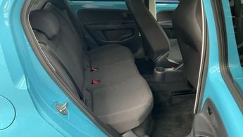 VOLKSWAGEN e-up! 36.8kWh e-up! Hatchback 5dr Electric Auto (82 ps)