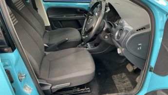 VOLKSWAGEN e-up! 36.8kWh e-up! Hatchback 5dr Electric Auto (82 ps)