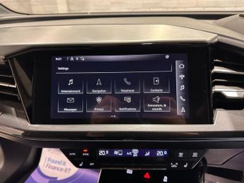 AUDI Q4 E-TRON 40 S line SUV 5dr Electric Auto 82kWh (204 ps)