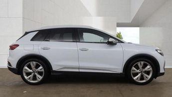 AUDI Q4 E-TRON 40 S line SUV 5dr Electric Auto 82kWh (204 ps)
