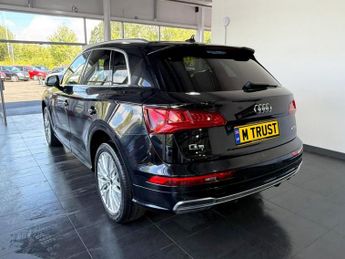 AUDI Q5 2.0 TDI 40 S line SUV 5dr Diesel S Tronic quattro Euro 6 (s/s) (