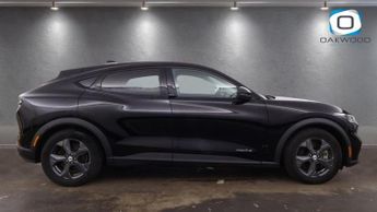 FORD MUSTANG MACH-E Standard Range 70kWh SUV 5dr Electric Automatic (269 ps)