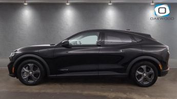 FORD MUSTANG MACH-E Standard Range 70kWh SUV 5dr Electric Automatic (269 ps)