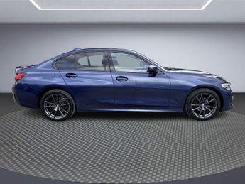 BMW 3 SERIES 2.0 318d MHT Sport Saloon 4dr Diesel Hybrid Auto Euro 6 (s/s) (1