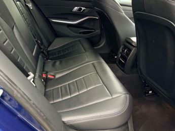 BMW 3 SERIES 2.0 318d MHT Sport Saloon 4dr Diesel Hybrid Auto Euro 6 (s/s) (1