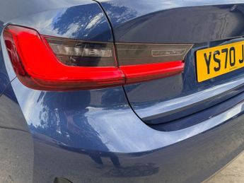 BMW 3 SERIES 2.0 318d MHT Sport Saloon 4dr Diesel Hybrid Auto Euro 6 (s/s) (1