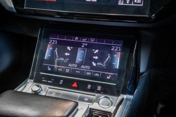 AUDI E-TRON 55 Launch Edition SUV 5dr Electric Auto quattro 95kWh (408 ps)