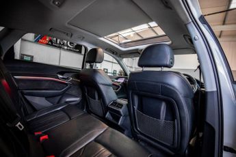 AUDI E-TRON 55 Launch Edition SUV 5dr Electric Auto quattro 95kWh (408 ps)