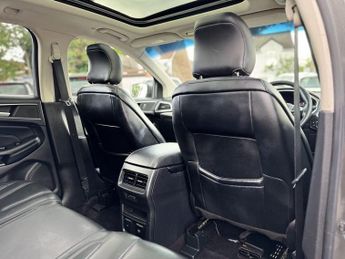 FORD EDGE 2.0 TDCi Titanium SUV 5dr Diesel Powershift AWD Euro 6 (s/s) (21