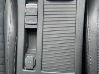 VOLKSWAGEN PASSAT 1.8 TSI GT Estate 5dr Petrol DSG Euro 6 (s/s) (180 ps)