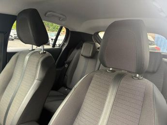 PEUGEOT 208 1.2 PureTech Allure Premium + Hatchback 5dr Petrol Manual Euro 6