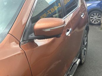NISSAN X-TRAIL 1.6 dCi Tekna SUV 5dr Diesel XTRON Euro 5 (s/s) (130 ps)