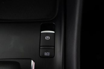 NISSAN QASHQAI 1.3 DIG-T MHEV N-Connecta XTRON Euro 6 (s/s) 5dr