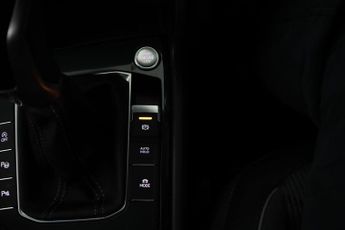 VOLKSWAGEN TIGUAN 1.5 TSI R-Line DSG Euro 6 (s/s) 5dr