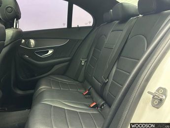 MERCEDES-BENZ C-CLASS 2.1 C250d AMG Line (Premium Plus) Saloon 4dr Diesel 7G-Tronic+ E