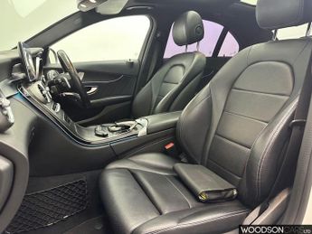 MERCEDES-BENZ C-CLASS 2.1 C250d AMG Line (Premium Plus) Saloon 4dr Diesel 7G-Tronic+ E
