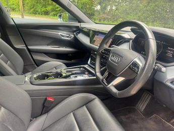AUDI E-TRON GT 93.4kWh Saloon 4dr Electric Auto quattro (476 ps)