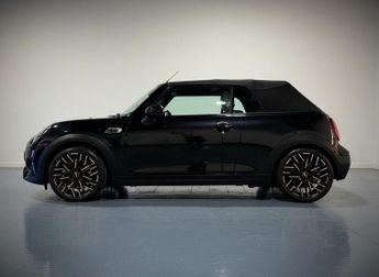 MINI Cooper Convertible 2.0C Exclusive Convertible 2dr Petrol Steptronic Euro 6 (s/s) (1