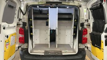 VAUXHALL Vivaro Electric 3100 75kWh Dynamic Panel Van 6dr Electric Auto L1 H1 (7.4kW Char