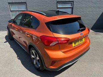 FORD FOCUS 1.0T EcoBoost Active Hatchback 5dr Petrol Manual Euro 6 (s/s) (1