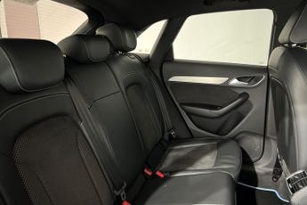 AUDI Q3 2.0 TDI S line Plus SUV 5dr Diesel S Tronic quattro Euro 6 (s/s)