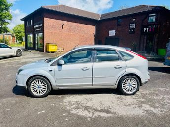 FORD FOCUS 1.6 Style Hatchback 5dr Petrol Manual (159 g/km, 99 bhp)