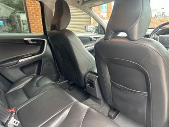 VOLVO XC60 2.4 D5 SE Lux Nav SUV 5dr Diesel Auto AWD Euro 6 (s/s) (220 ps)