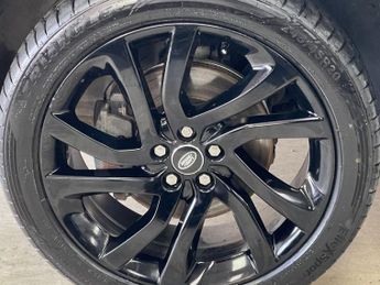 LAND ROVER DISCOVERY SPORT 2.0 eD4 HSE SUV 5dr Diesel Manual Euro 6 (s/s) (5 Seat) (150 ps)