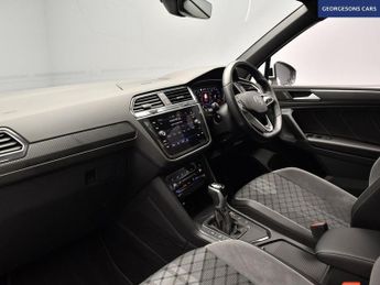 VOLKSWAGEN TIGUAN 1.5 TSI R-Line SUV 5dr Petrol DSG Euro 6 (s/s) (150 ps)