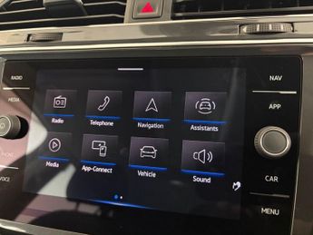 VOLKSWAGEN TIGUAN ALLSPACE 1.5 TSI Life SUV 5dr Petrol DSG Euro 6 (s/s) (150 ps)