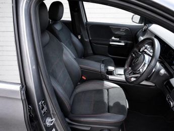 MERCEDES-BENZ B-CLASS 2.0 B220 AMG Line (Premium) MPV 5dr Petrol 7G-DCT 4MATIC Euro 6 