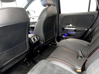 MERCEDES-BENZ EQA EQA 300 66.5kWh AMG Line SUV 5dr Electric Auto 4MATIC (228 ps)