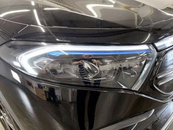 MERCEDES-BENZ EQA EQA 300 66.5kWh AMG Line SUV 5dr Electric Auto 4MATIC (228 ps)